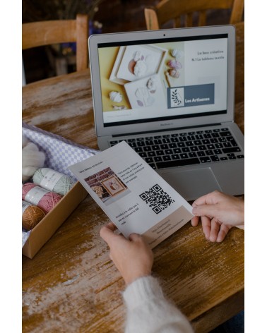 La box N°26 : La lampe Raphia