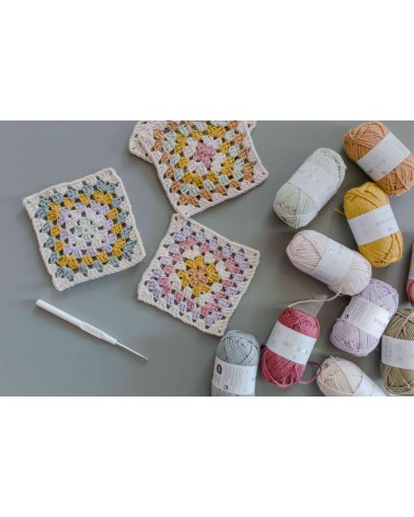Initiation au crochet : le granny square