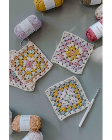 Initiation au crochet : le granny square