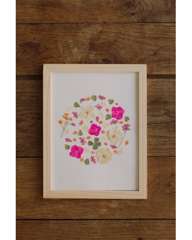 La box N°32 : Herbier de fleurs pressées sous cadre